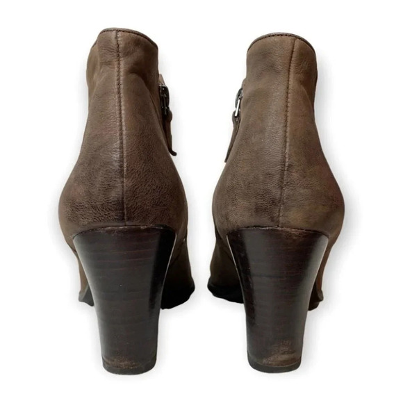 Franco Sarto Brown Leather Side  Zip Ankle Booties - Picture 6 of 10